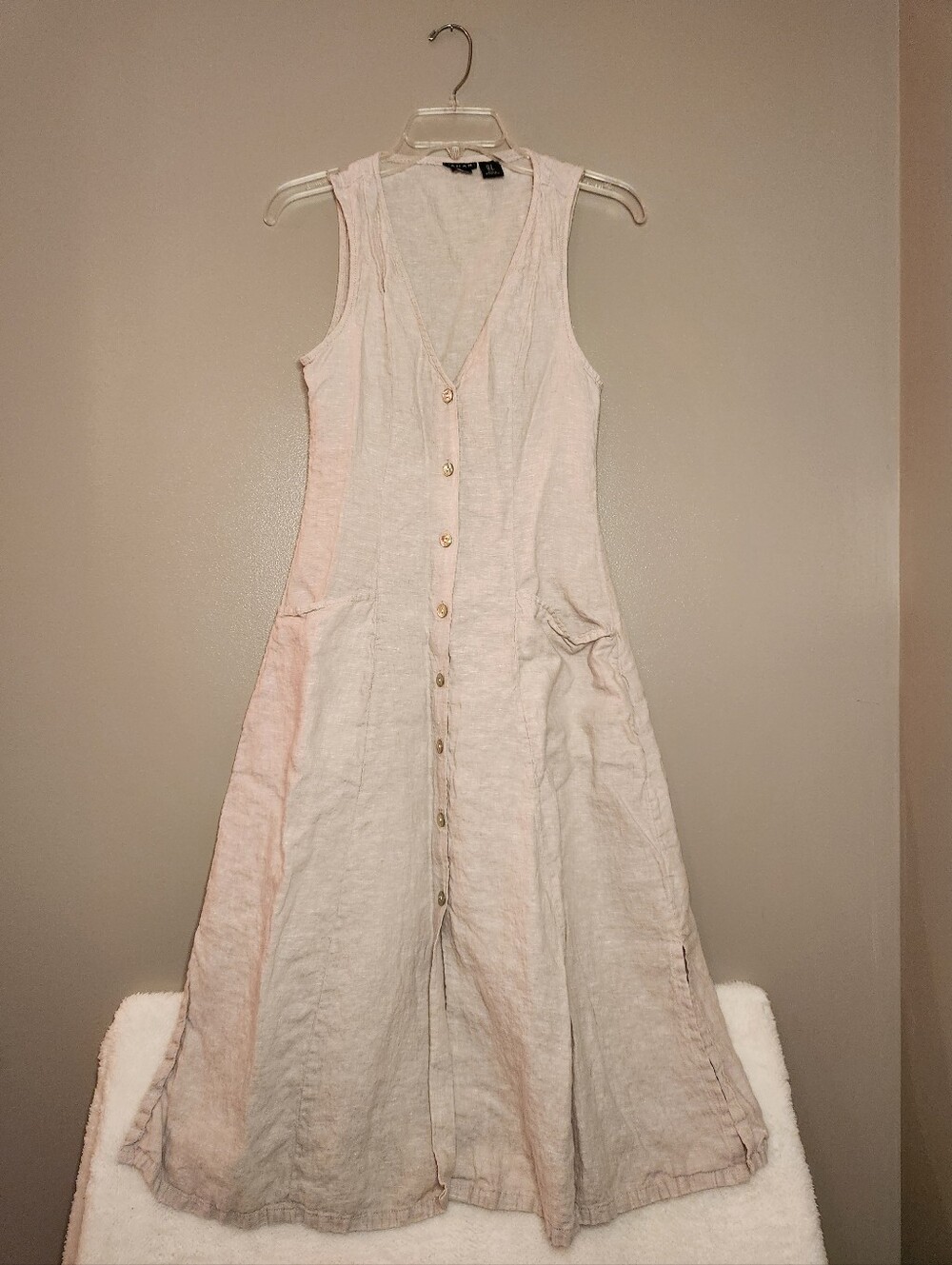 Tahari Sleeveless Linen Button-Front Maxi Dress in Light Beige Size 2 - Picture 5 of 14